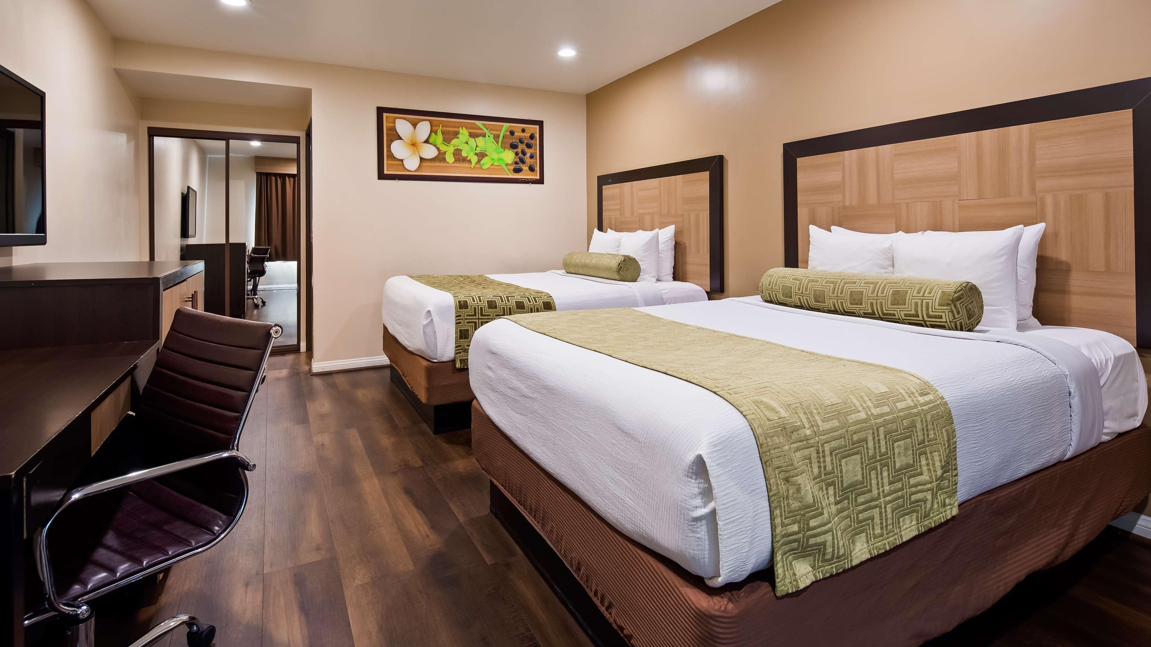 Best Western Plus Glendale Exterior photo