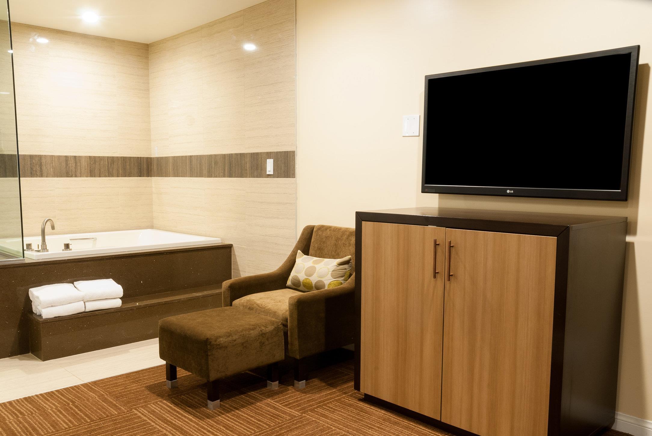Best Western Plus Glendale Exterior photo